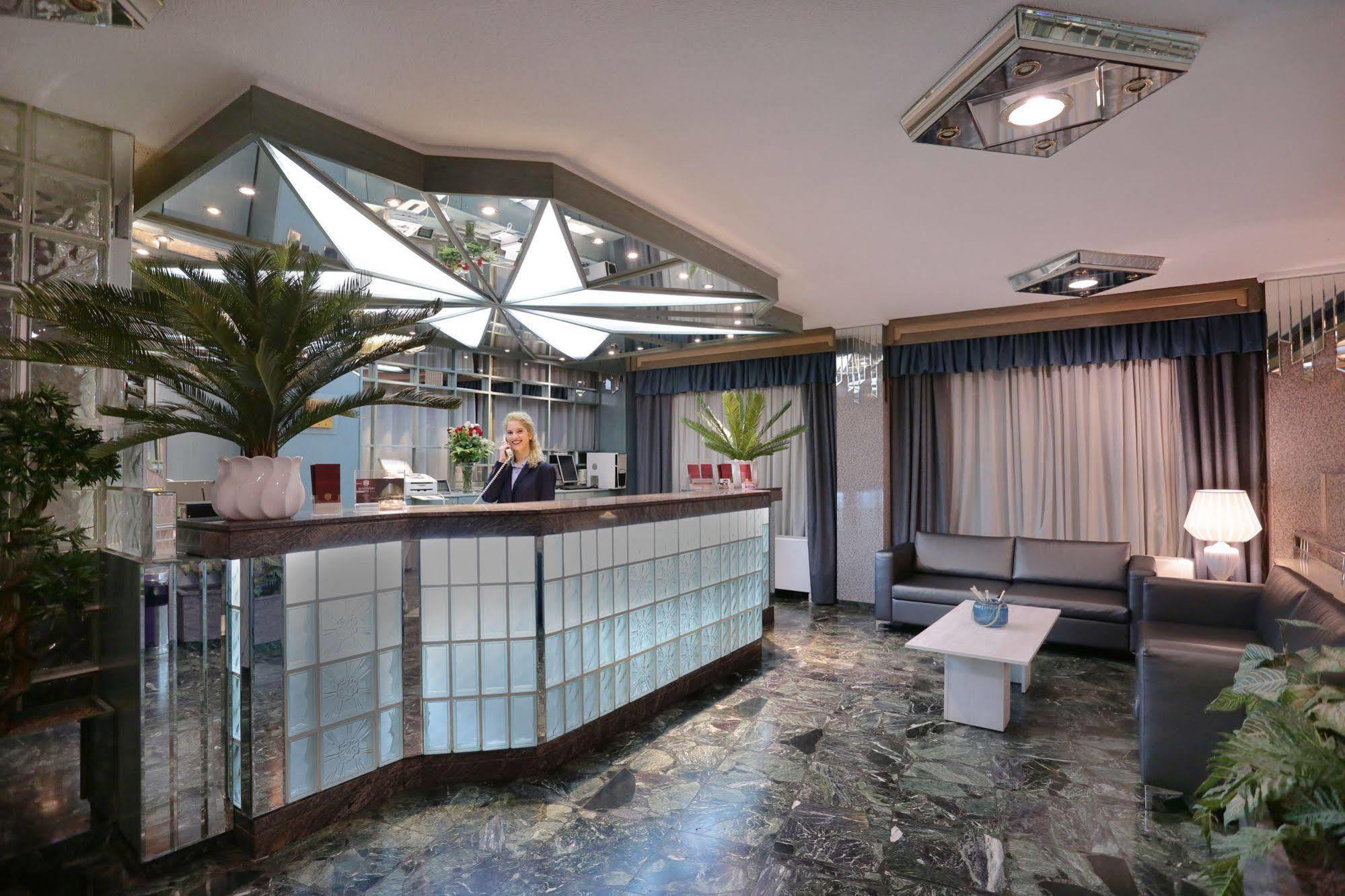 Xenophon Hotel Афіни Екстер'єр фото