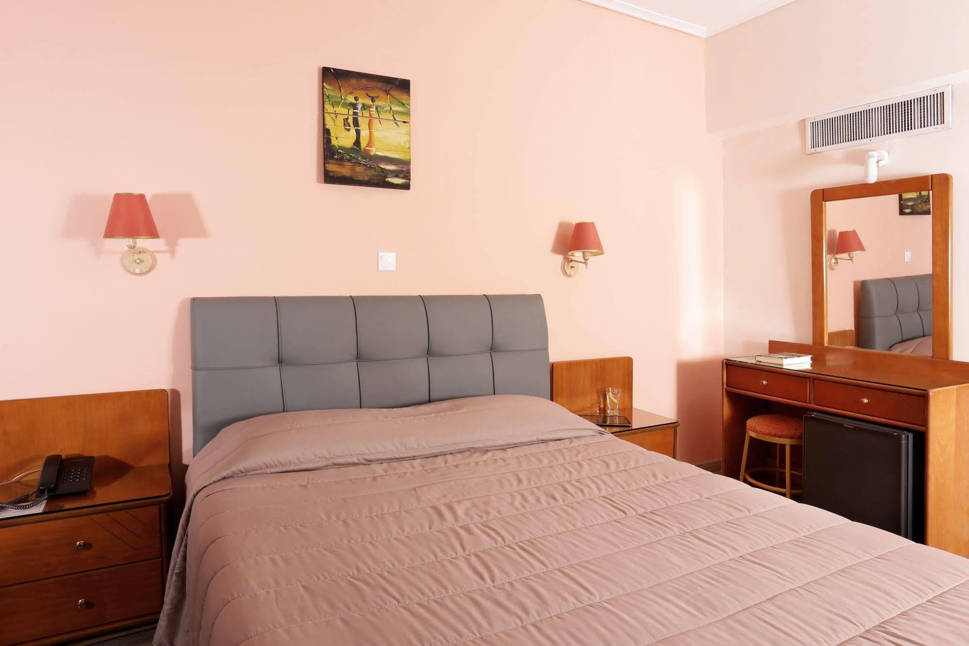 Xenophon Hotel Афіни Екстер'єр фото